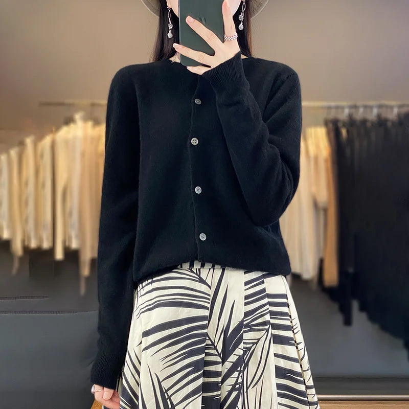 100% merino wool women’s O-neck buttoned cardigan